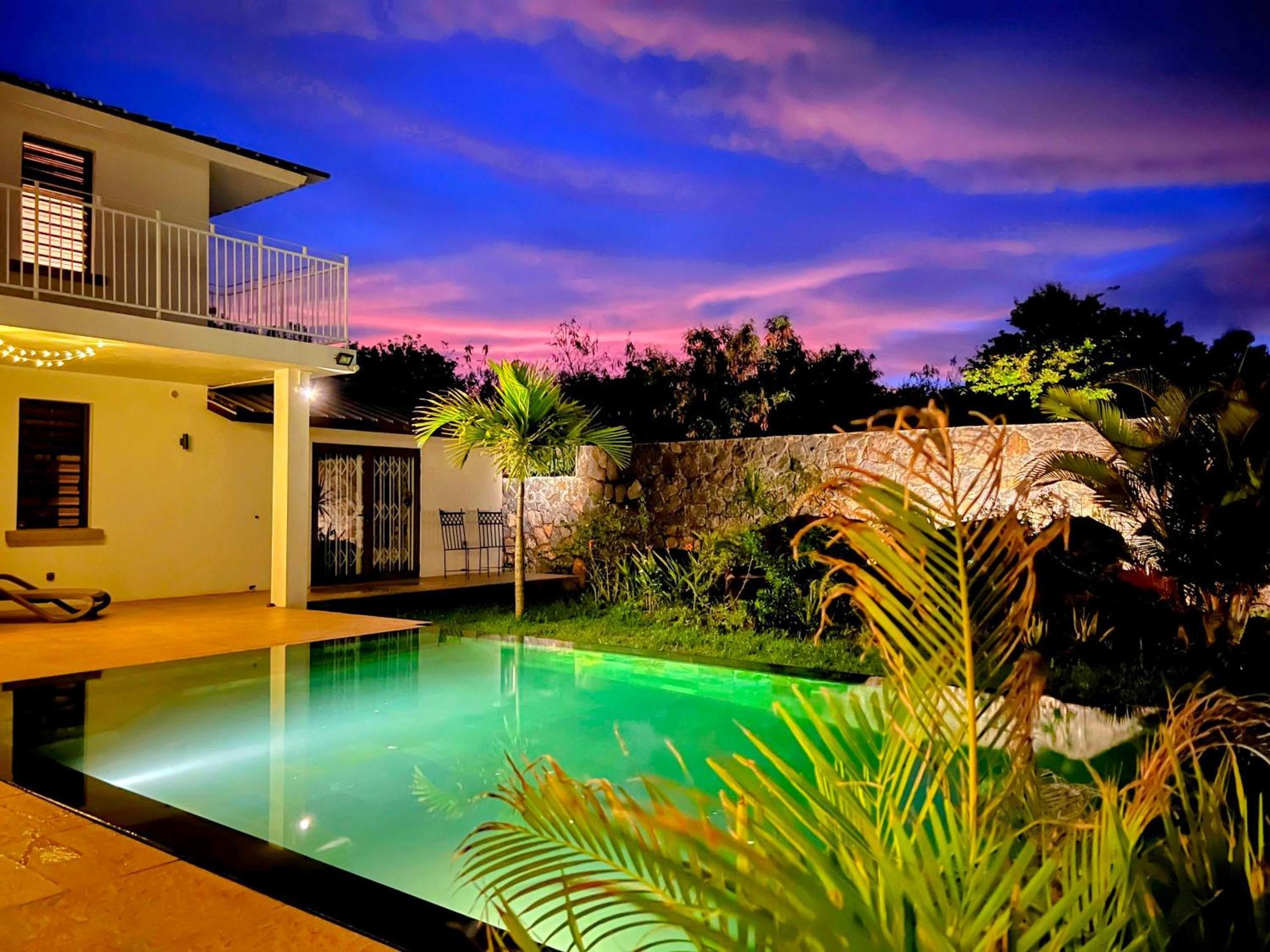 Apartment Lakaz Kannell - Cinnamon Room- Luxury Bedroom And Bathroom Infinity Pool Cap Malheureux