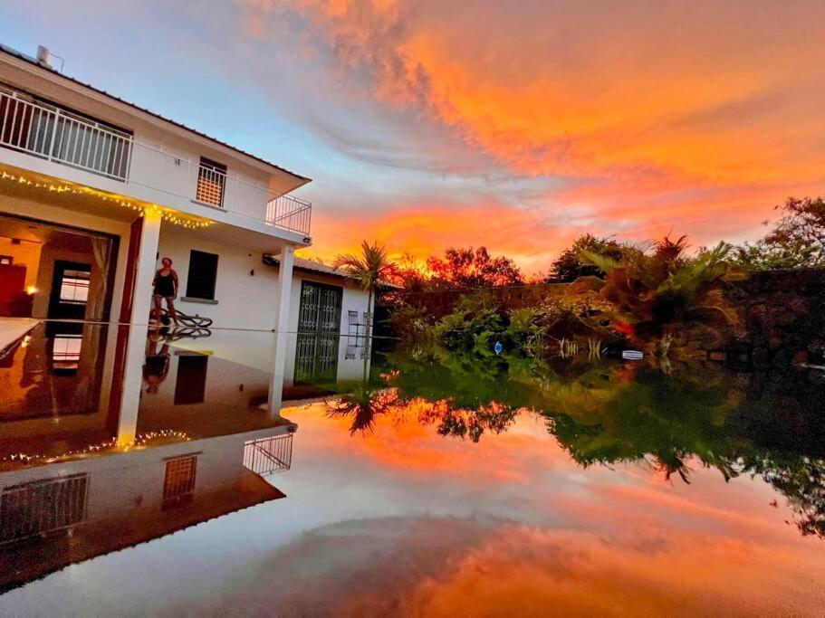 Lakaz Kannell - Cinnamon Room- Luxury Bedroom And Bathroom Infinity Pool Cap Malheureux