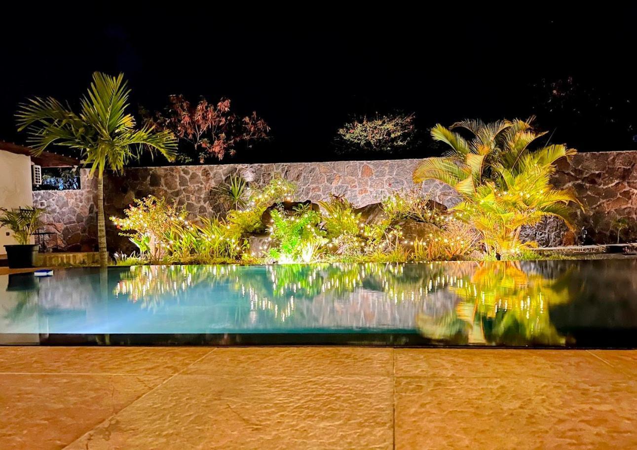 Apartment Lakaz Kannell - Cinnamon Room- Luxury Bedroom And Bathroom Infinity Pool